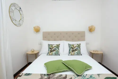 Villa Aurora Pool & Fitness, 