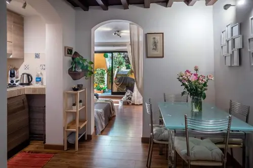 Monica appartamento con giardino al Ponte Vecchio, 