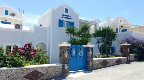 Wisteria Apartments, 