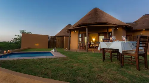 Mopane Bush Lodge, 