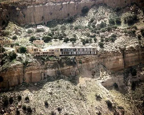 Dana Guesthouse, 