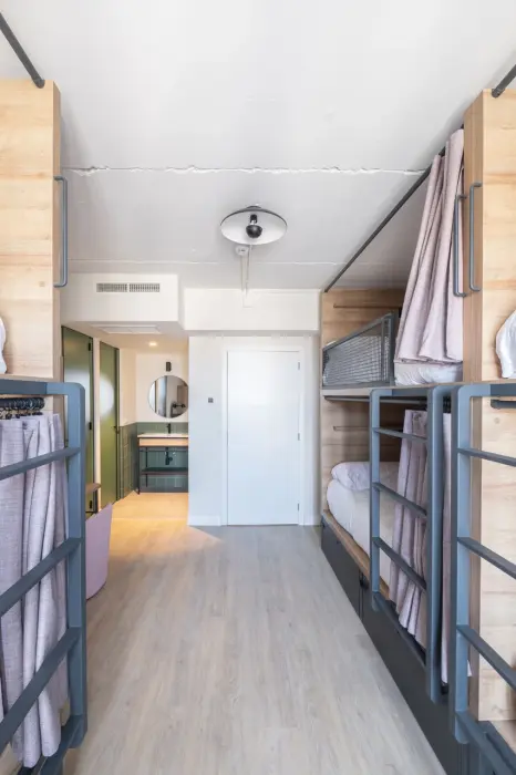 LATROUPE Grand Place Hostel, 