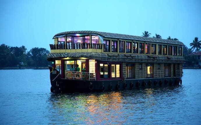 Pulickattil Houseboats, 