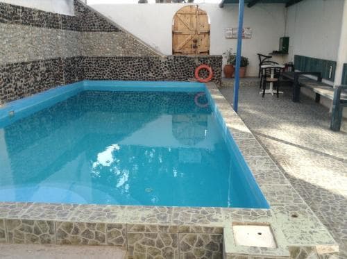 Katerina & John's Hotel, 