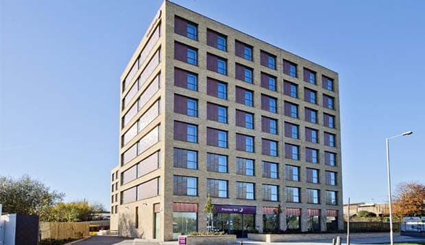 Premier Inn Premier Inn London Tolworth, 