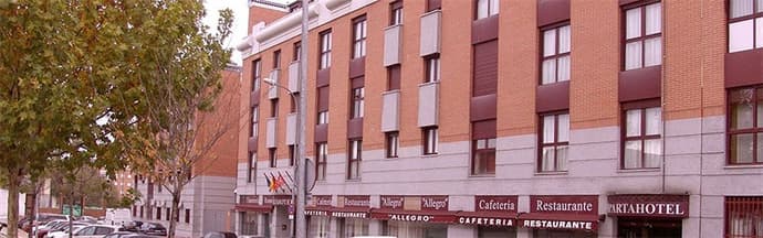 APARTAHOTEL VILLA DE PARLA, 