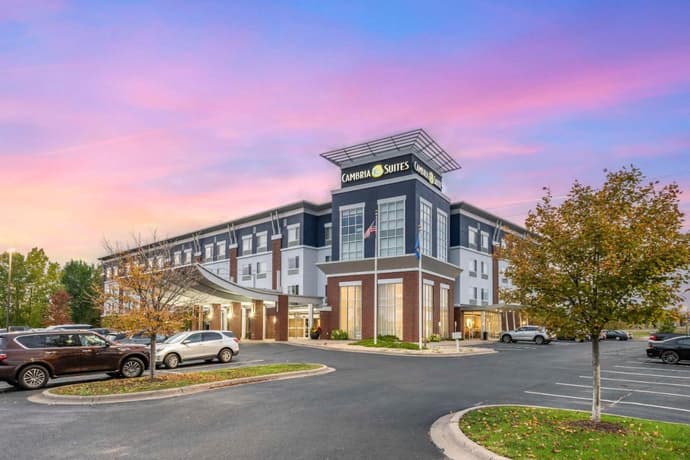 Cambria Hotel & Suites Minneapolis Maple Grove, 
