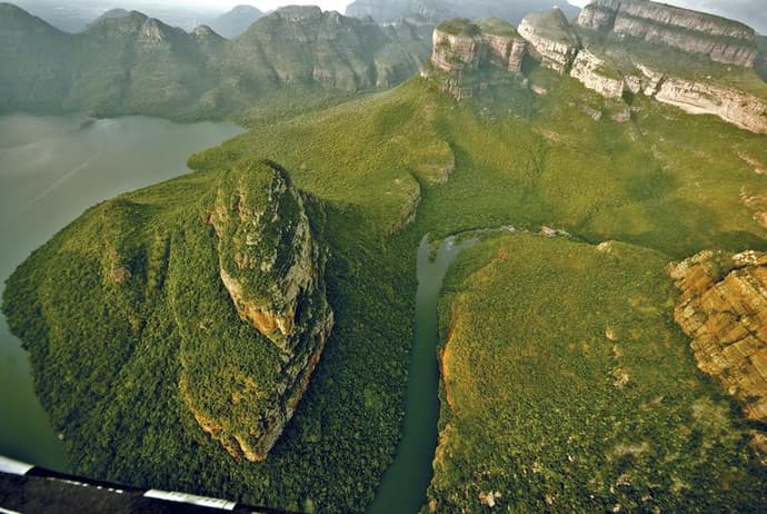 Mpumalanga Helicopter - Bell Long Ranger Cascades - 45 Min - Max 6