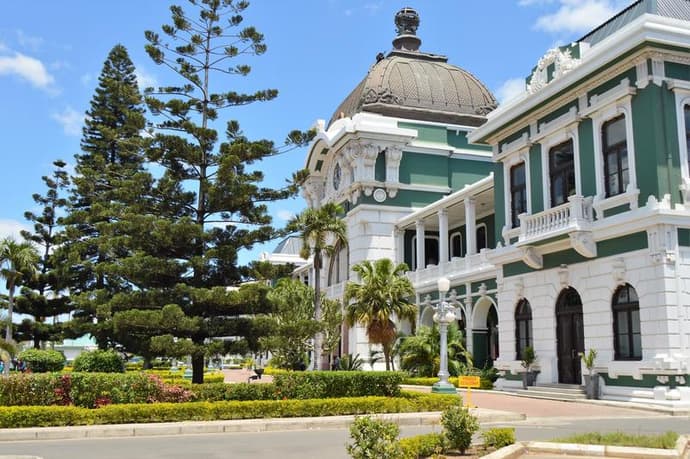 Dugongo Servicos Lda - Maputo City Tour (5 Hrs)