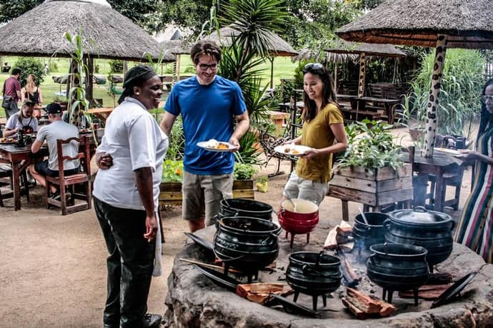 Lebo's Soweto Backpackers - Soweto Walking Tour (3 hours)