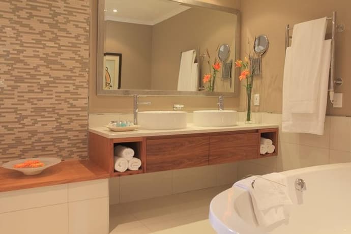 Fancourt Hotel - 7 Night Value Add Package - BB - 2 Bedroom Suite