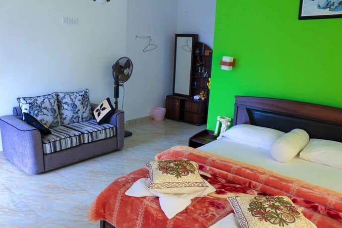 Yoho Hill Forest Cottage, 