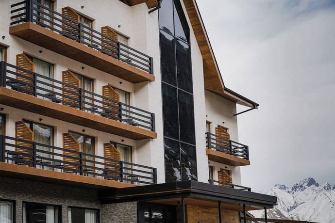 Suatis Resort Kazbegi Hotel, 