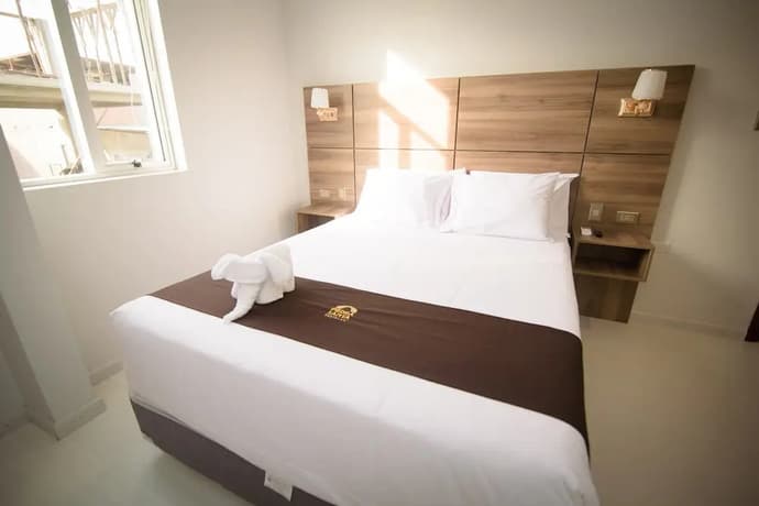 HOTEL PIEDRA SANTA - Moquegua, 