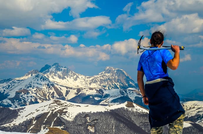 Conquer the Emperor of Mountains