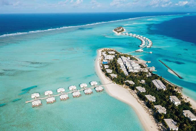 Dhaalu Atoll Resorts 3 nights Package