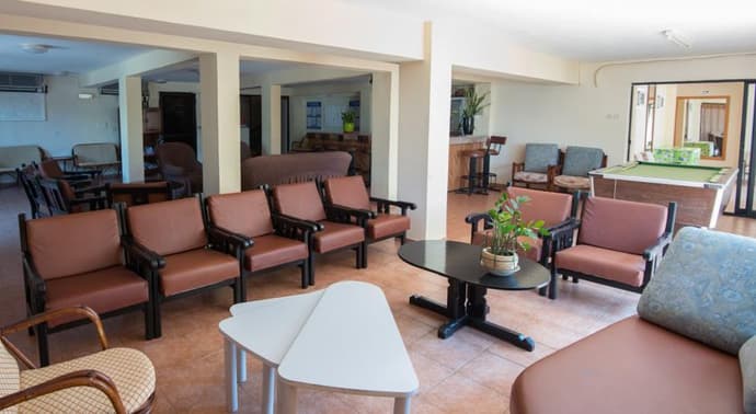 Flora Maria Hotel, HOTEL