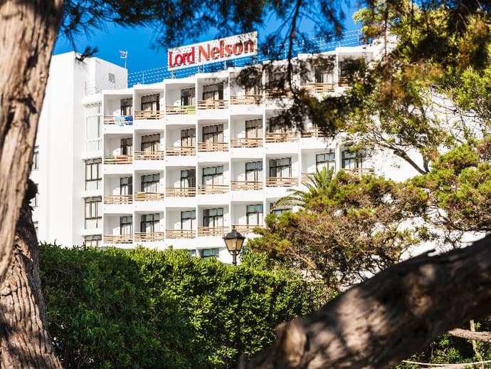 Globales Lord Nelson, HOTEL