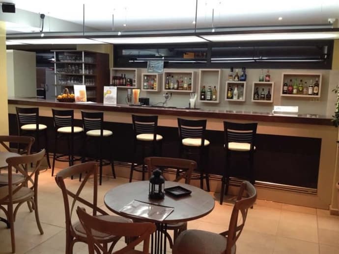 Jason Apartments Hotel, GENERAL