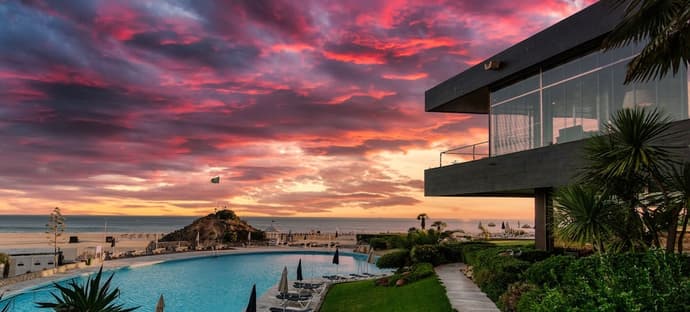 Hotel Algarve Casino, Featured Image