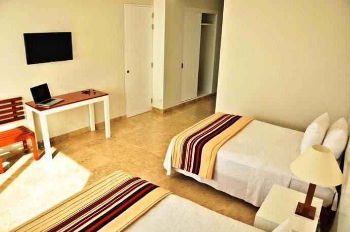 San Agustin Paracas, HAB