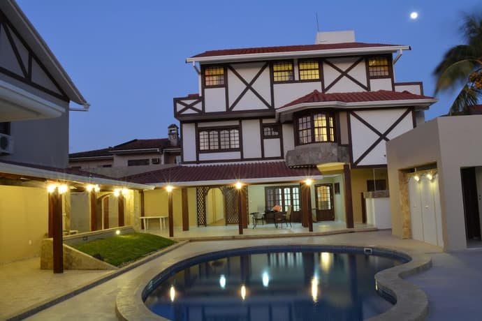 Hotel BY Armonia SCZ, Featured Image