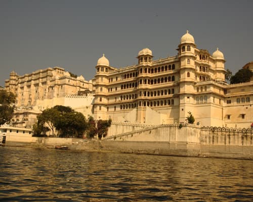 LA INDIA COLORIDA I 12DS 2025/2026