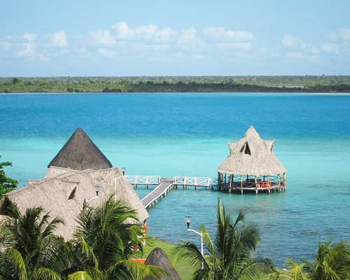 Bacalar y Mahahual con Vuelo