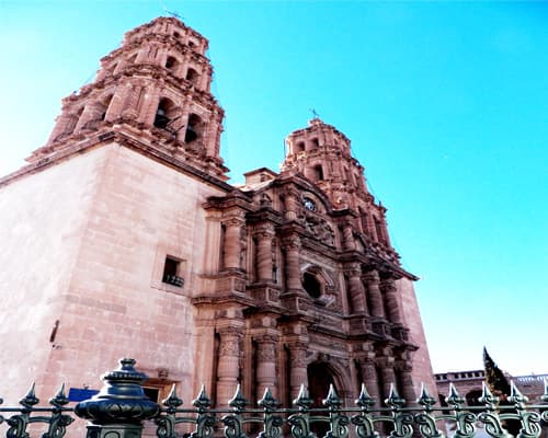 2x1 Barrancas del Cobre con Tren Chepe 15,174 por dos personas