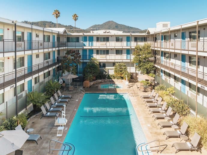 Marin Suites Hotel, Primary image