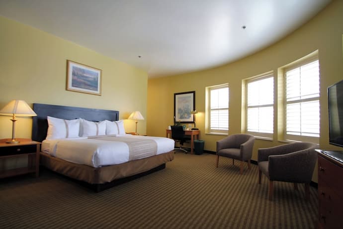 Crockett Hotel, Primary image