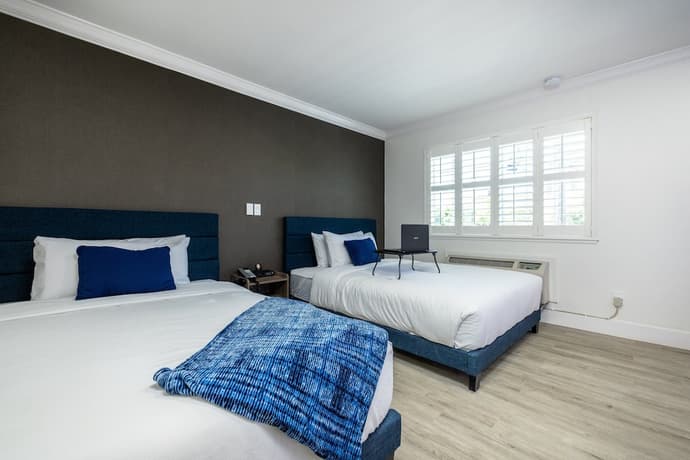 WAFER 450 Hotel, Primary image