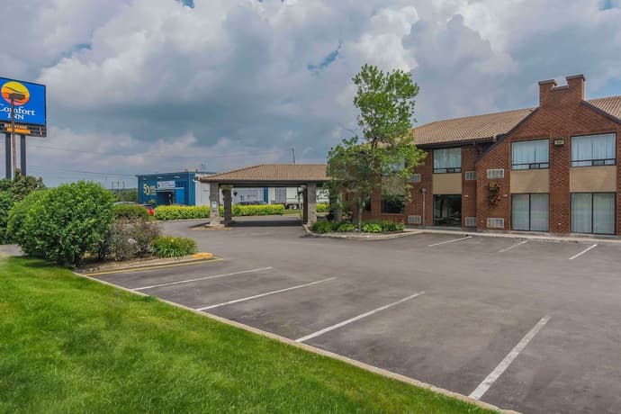 Comfort Inn Levis, Primary image