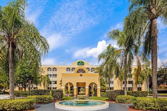 La Quinta Inn & Suites by Wyndham Miami Lakes, Primary image