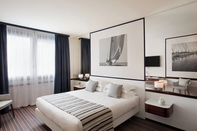 Starhotels President, Primary image