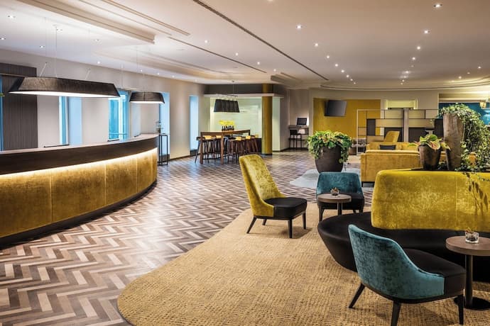 Sheraton Duesseldorf Airport Hotel, Reception