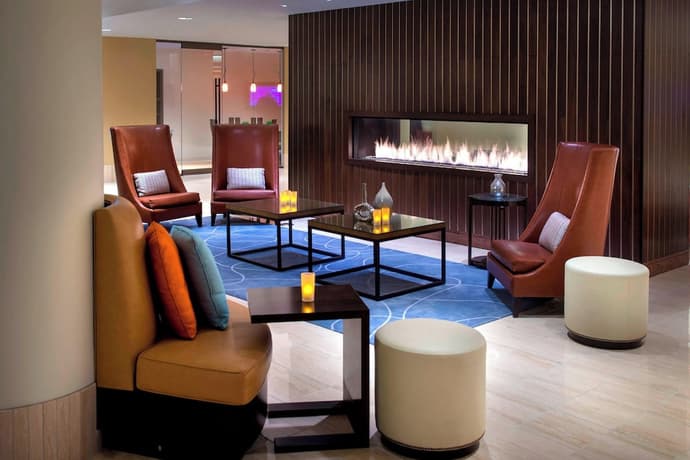 Newark Liberty International Airport Marriott, Primary image
