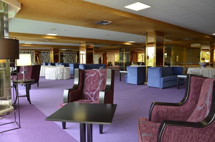 Hotel Beatriz Toledo Auditorium & Spa, Lobby sitting area