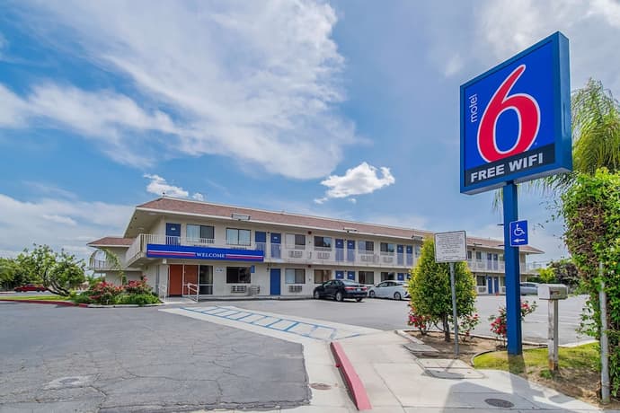 Motel 6 Bakersfield, CA - Airport, Primary image
