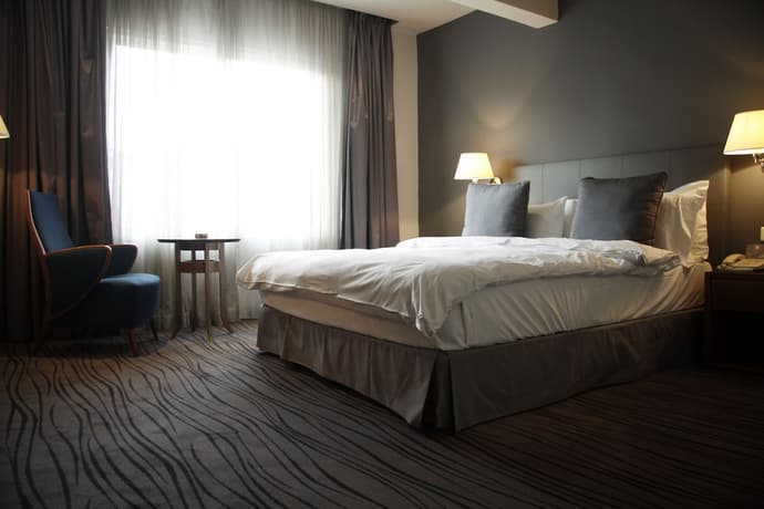 Plaza Hotel, Primary image