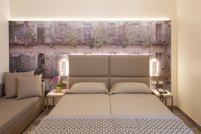 Hotel Sempione, Primary image