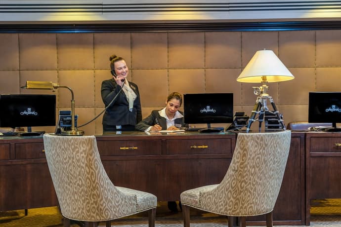 Fitzpatrick Grand Central, Reception