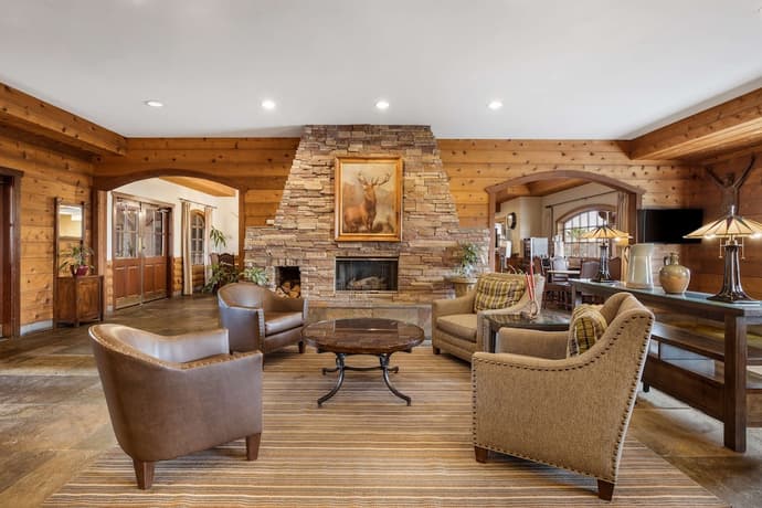 Best Western Corona Hotel & Suites, Lobby