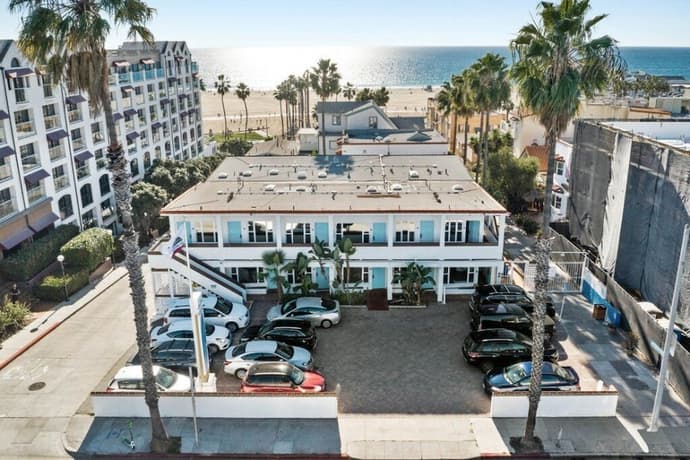 Sea Blue Hotel, Primary image