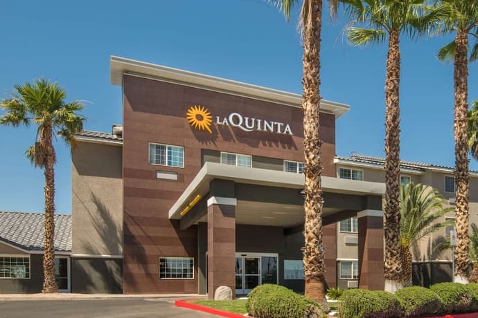 La Quinta Inn & Suites by Wyndham Las Vegas Nellis, Primary image
