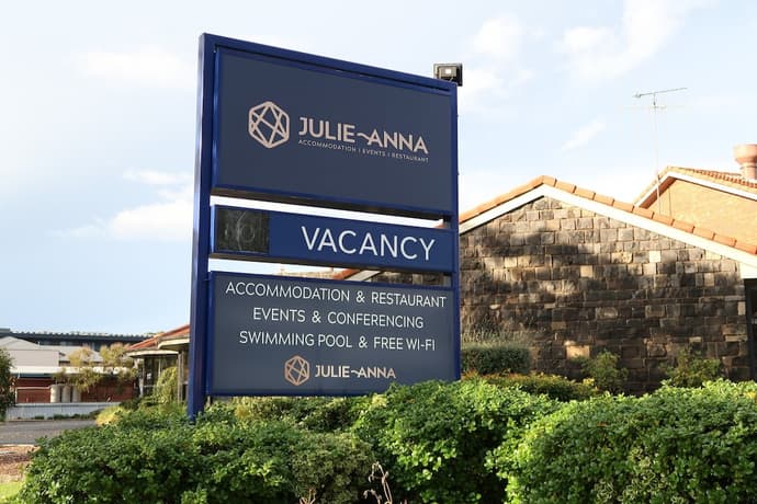Julie-Anna Inn, Bendigo, Primary image