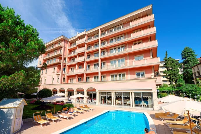 Hotel De La Paix, Primary image