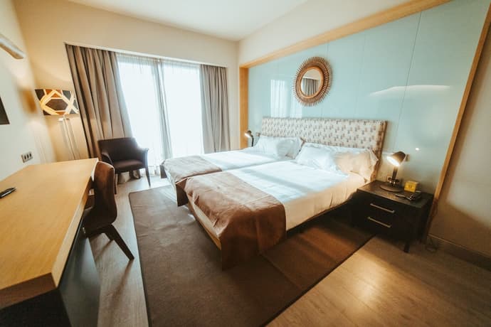 Barceló León Conde Luna, Primary image