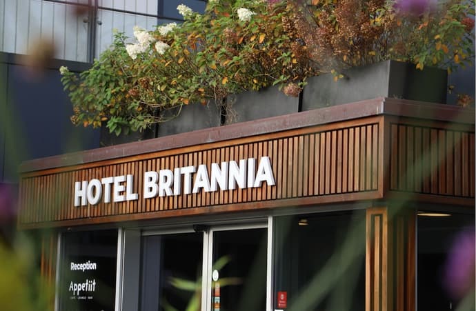 Hotel Britannia, Primary image