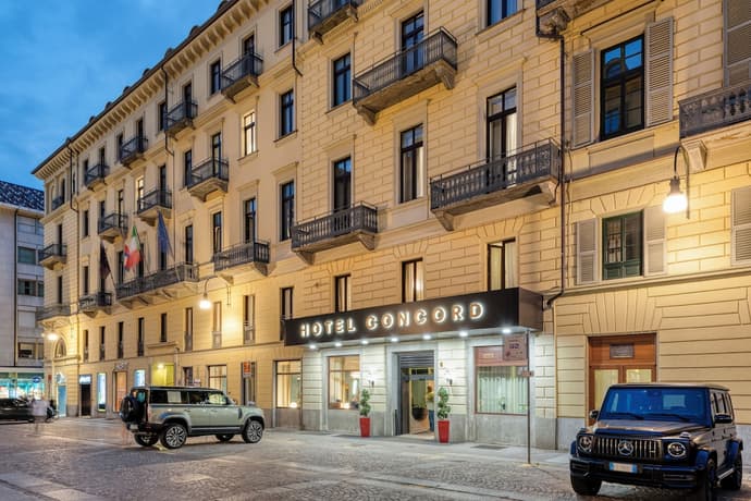 Concord Hotel, Primary image